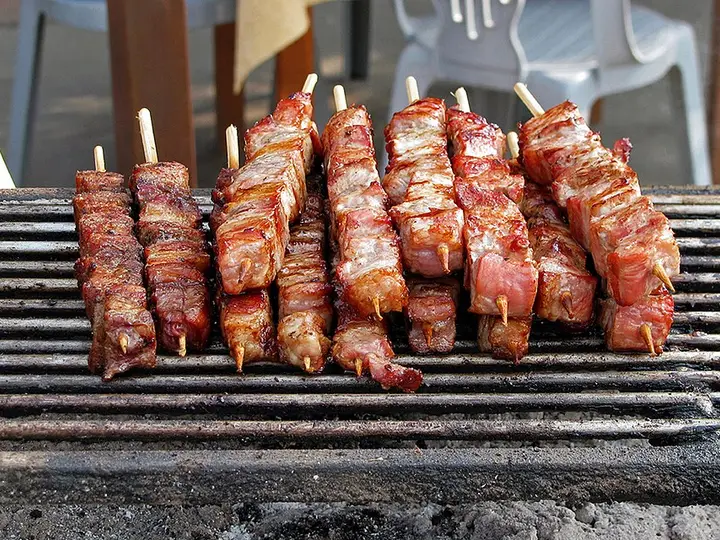Souvlaki de porc et tzatziki