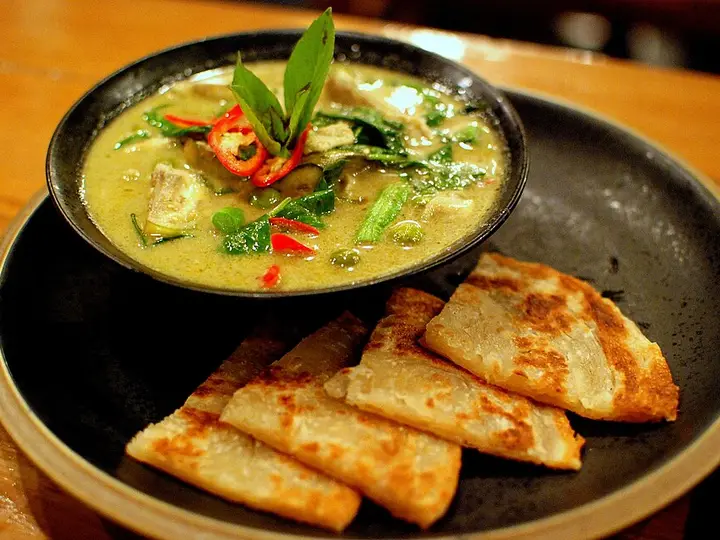 Curry vert thaï au poulet